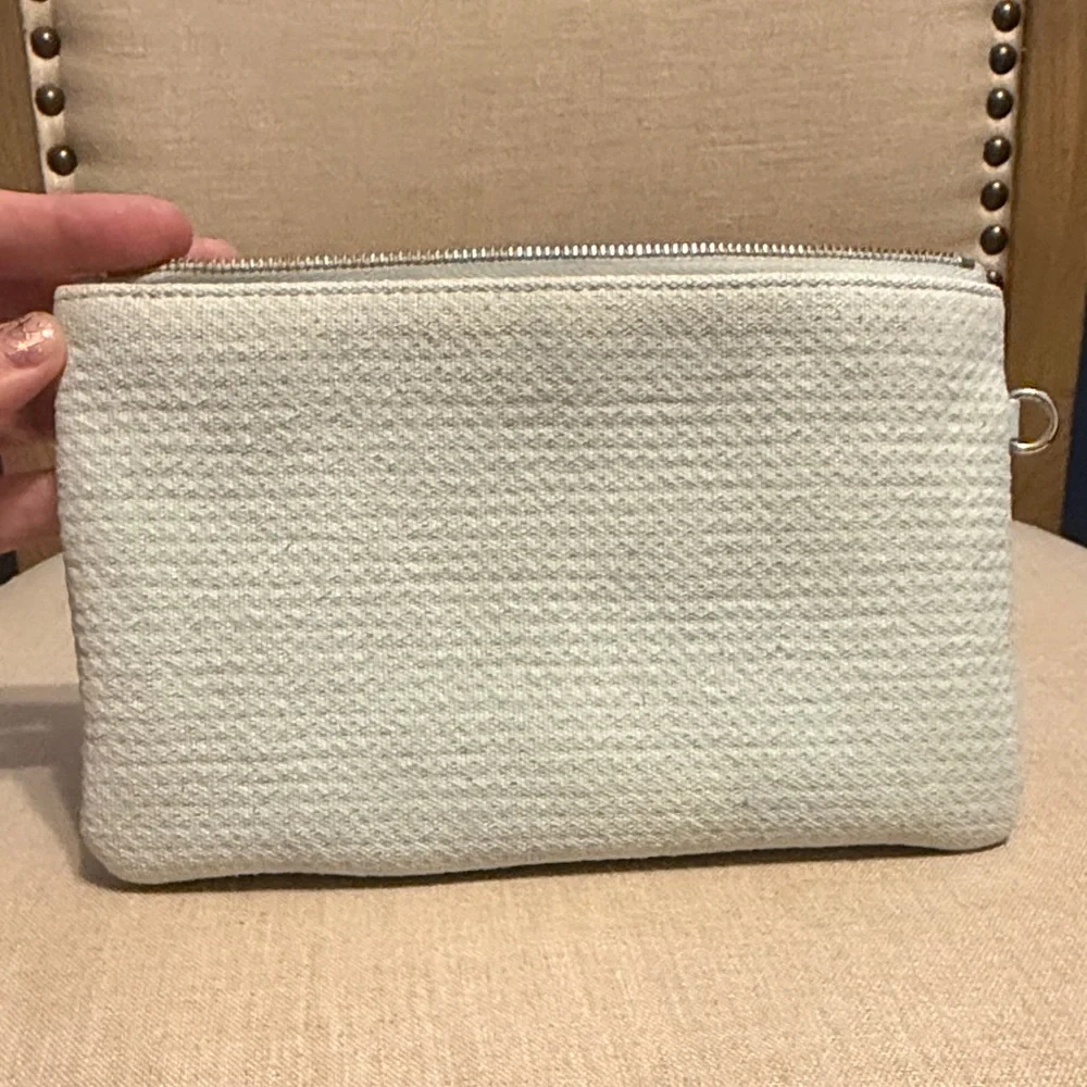 AUTHENTIC Chanel Small Deauville Shopping Tote in Blue Boucle w/ Gold Hardware - Picture 14 of 15